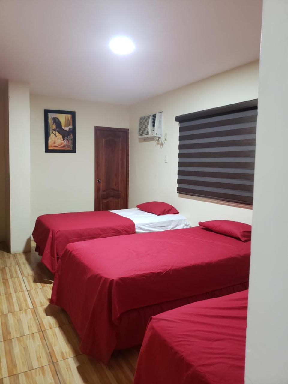 Hostal Las Velas Hotel Manta Exterior foto